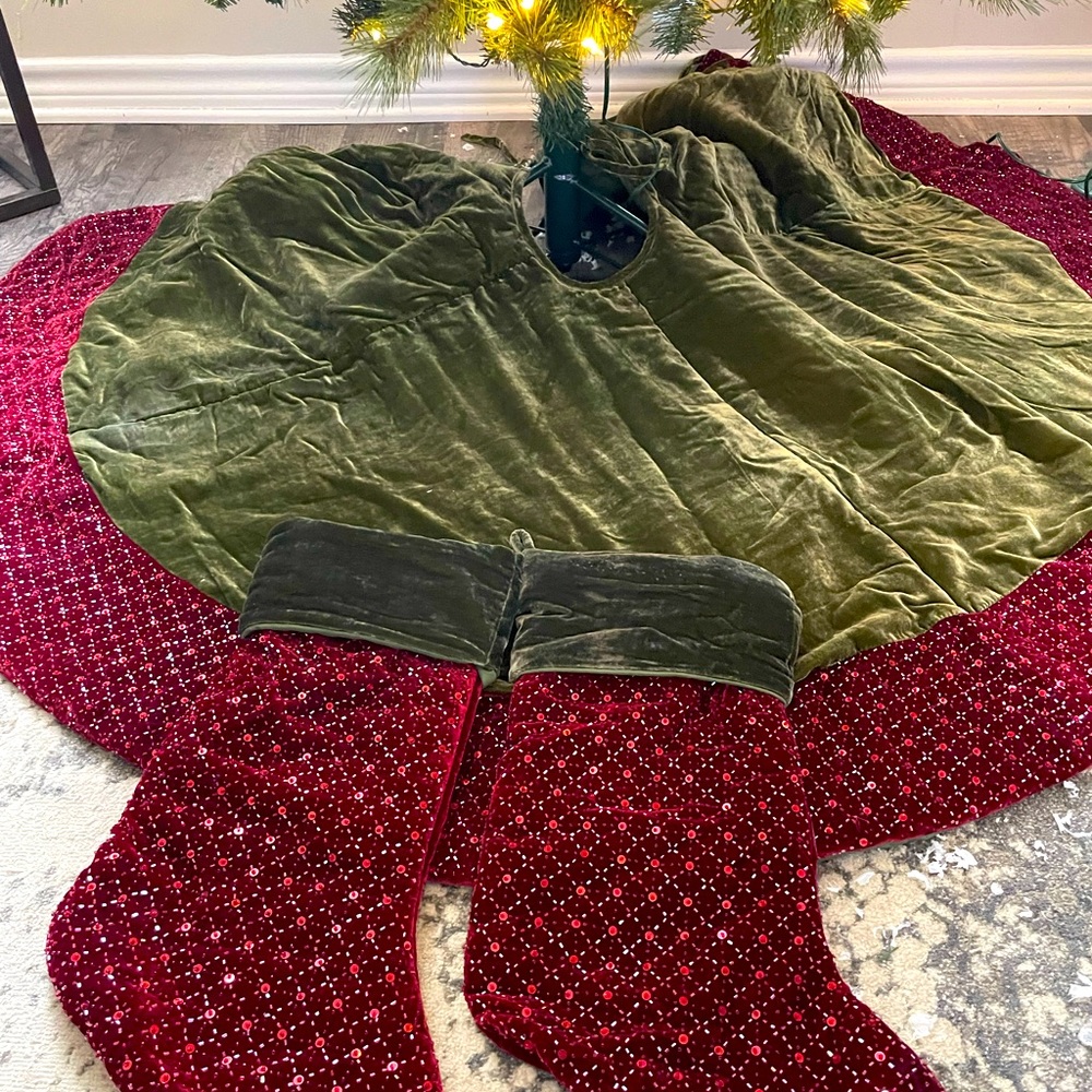 Pottery Barn Christmas tree skirt